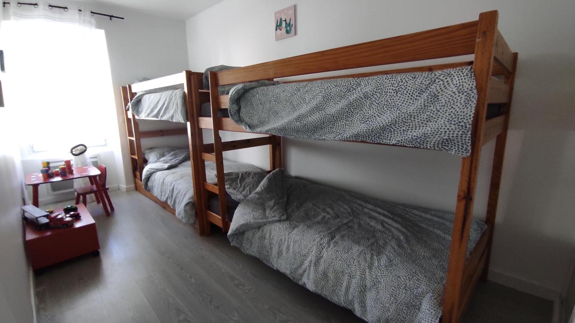 Logement Atypique Au Coeur De Cholet Ngoại thất bức ảnh